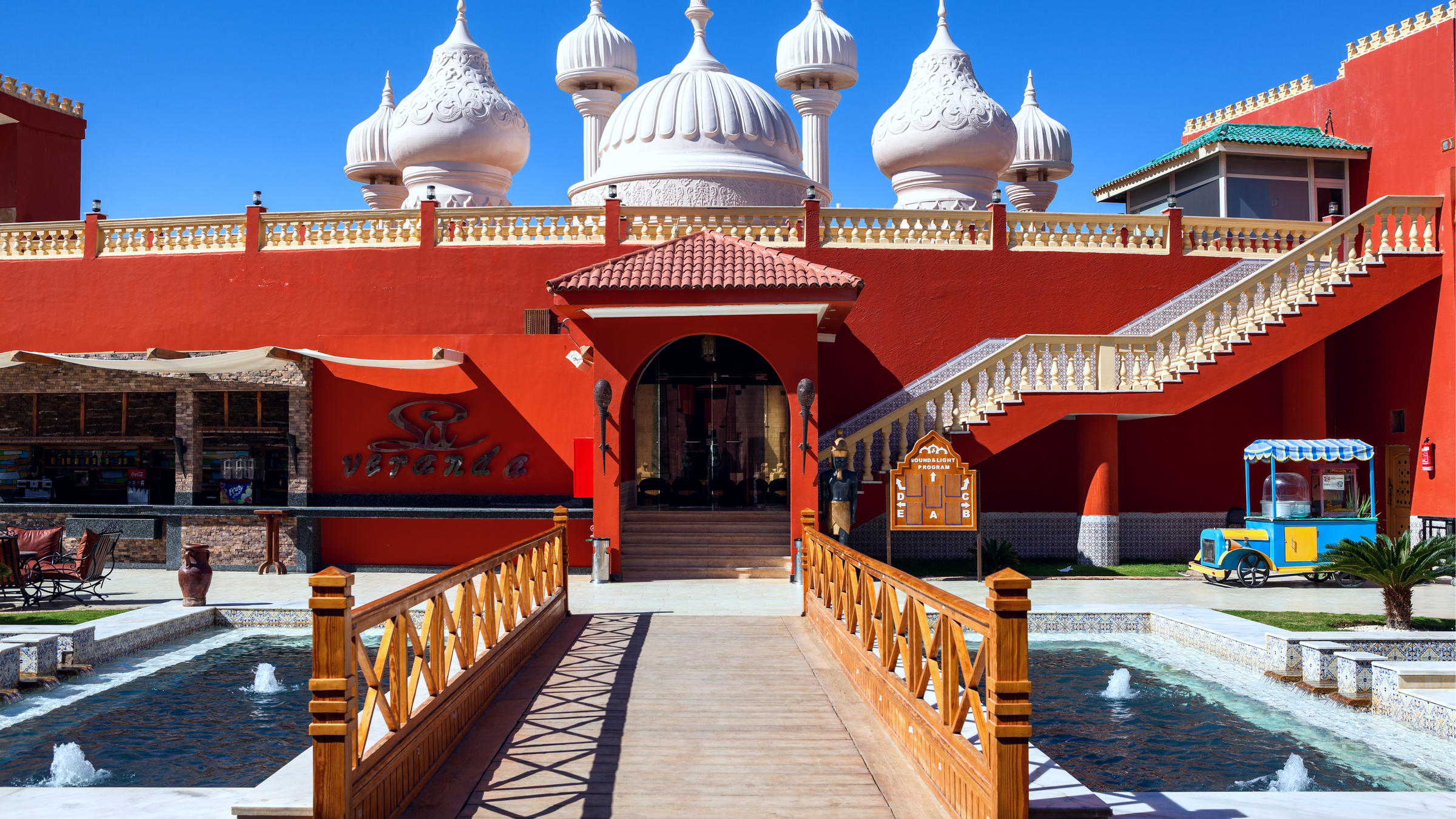 Египетский Диснейленд